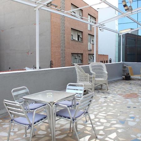 Precioso Apartamento Con Terraza Leilighet Madrid Eksteriør bilde
